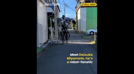 Man Builds Massive Robot Suit
