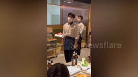 Restaurant chain in China slammed for 'vulgar' dance routines