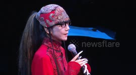 Dance maestro unveiling Eastern culture through Chinese ethnic dance