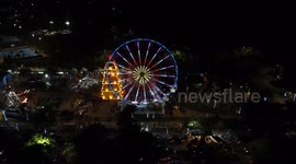 imagens aéreas da arvore de Natal da bauducco e da roda gigante no bosque maia em Guarulhos São Paulo Brasil