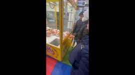 Foolproof Claw Machine Trick