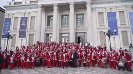 Annual Piraeus Santa Run held in Greece to welcome Christmas