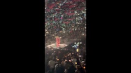 Anita Baker yells at security to remove fans from Houston show