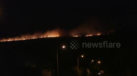 Mountain fire rages for 24 hours, threatening Cape Town homes