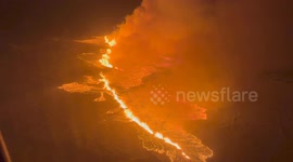 Stunning footage shows lava bursting out of volcano on Icelandic peninsula