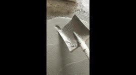 Self-taught bricklayer wows Chinese people with masterful calligraphy