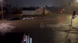 Video shows flash flooding in Oxnard, California