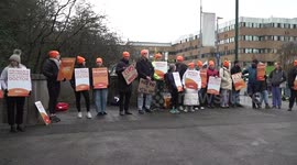 Junior doctors strike at Queen's Medical Centre in Nottingham, UK