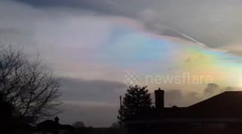 UK: “Rainbow” Clouds Dazzle Across Skies 6