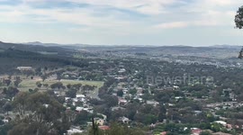 Solar, wind Australia's cheapest electricity options, nuclear most expensive: report