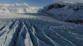 Flying above Svínafellsjökull Glacier 6