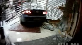 Alleged drunk driver drives his car into bank