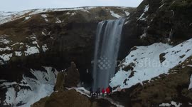 Photographying Skogafoss waterfall 1