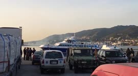 First migrant deportations from Lesbos under EU-Turkey deal