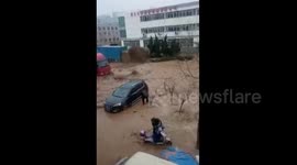 Streets become 'ocean' after water pipe bursts