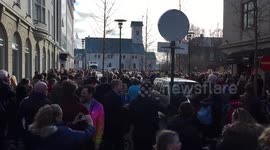 Thousands of protesters demand Iceland PM quits