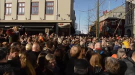 Mass protest in Iceland, filmed in Tuesday