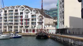 Three Masted Lugger Grayhound to be built in Britain for 200 years. delivering cargo from Brittany to the Hidden Olive in Plymouth today, The traditional way is coming back