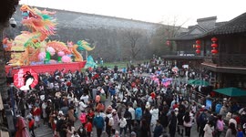 Tourists Travel in Nanjing, China