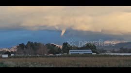 US: Funnel Cloud Spotted Near Hemet, California