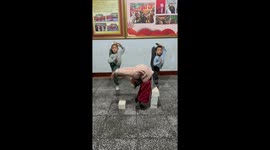 Martial arts prodigy wows spectators with mind-blowing backbend stunts