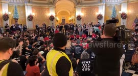 US: Gaza Ceasefire Activists Disrupt First Day Of California Legislative Session