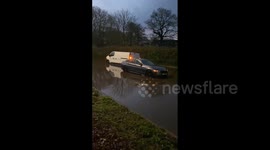 UK: Flooding Continues Across England, Hundreds Of Flood Warnings In Place 2