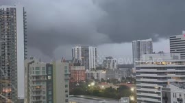 Video captures apparent tornado near Fort Lauderdale downtown
