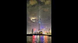 Shanghai's spectacular Christmas: Oriental Pearl Tower lights up in stunning countdown