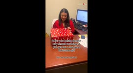 Woman's astonishment grows in spades after discovering BFF's exquisite surprise for her