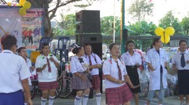 Today was Children's day in Thailand, there were many parties and celebrations at temples and parks through out Thailand.
