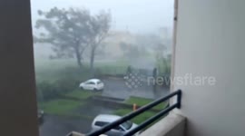 Reunion: Cyclone Belal Prompts Highest Alert, Strong Winds And Rain Lash Island 2