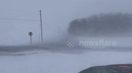 US: Heavy Lake Effect Snow Causes Blizzard Conditions In Western New York 5