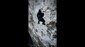Man's Mountain Climb Is Perfectly Safe