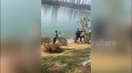 Man rescues drowning boy from lake in China