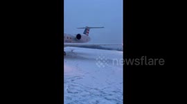 US: American Air Plane Slides Off Runway At Rochester International Airport, NY 3