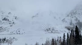 Avalanche triggers road closures in Cottonwood Canyons, Utah