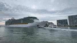 Cruise Ship ‘Liberty Of The Seas’ leaving Fort Everglades out to the Atlantic Ocean