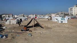 Gazans Adapt To Life Of Displaced