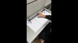 Talented artist draws THREE stunning portraits of singers simultaneously