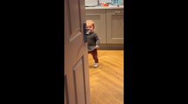 Toddler craving a biscuit wafer lets her emotions take the wheel