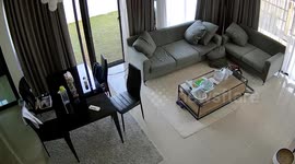 Glass dining table suddenly explodes