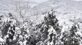 The Rime Scenery Along the Banks of the Grand Canyon in Qiandongnan, China