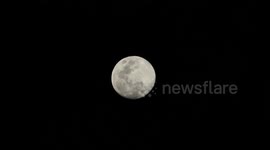 Moon phase is full moon in Los angeles california, United States