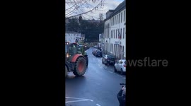 France: Protesting Farmers Block Roads Nationwide Over Prices, Environmental Regulations 3