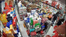Employee Guides Customers During Earthquake in Supermarket in Xinjiang, China