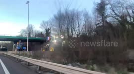 Disgruntled farmers arrive 15 kms from Paris - January 26, 2024