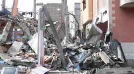 Martyrs and a number of wounded in a bombing that targeted a house for the Siksik family in the Al-Geneina neighborhood, east of Rafah, in the south of the Gaza Strip.