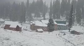 The Tourist enjoy Kashmir hills receive heavy snowfall