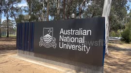 Australian universities call for free places for disadvantaged students
